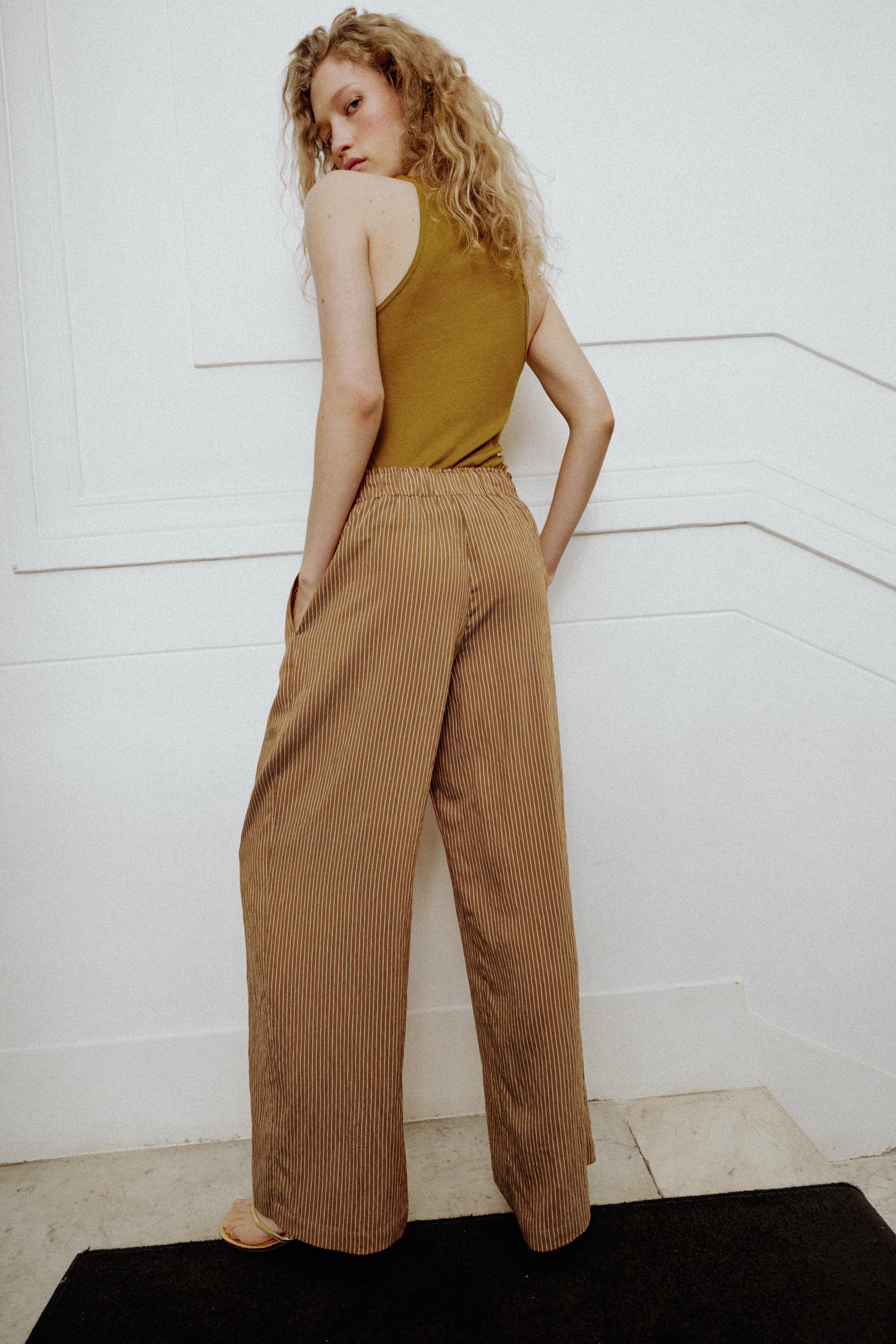 STRIPED WIDE LEG PANTS